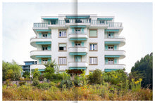 Load image into Gallery viewer, Villa urbaine / Urban Villa - L'exemple lausannois / The Lausanne Example