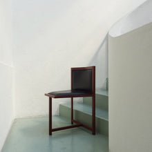 Load image into Gallery viewer, Three-legged Chair by Álvaro Siza
